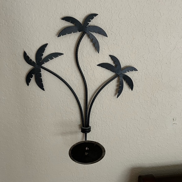 Set of 2 black metal palm tree candle holder wall decor - Picture 2 of 10